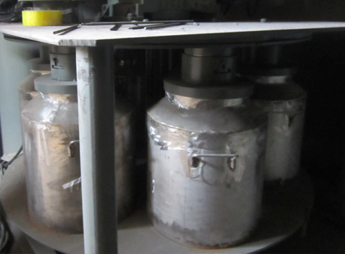 采樣系統(tǒng)儲(chǔ)料罐